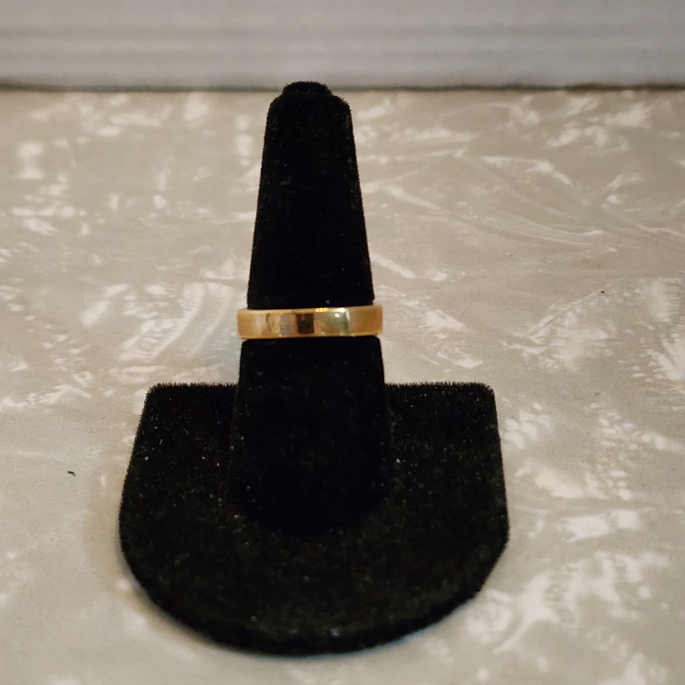 Gold-Tone Ring with Rectangular Lavender Center Stone and Clear Accents - Picture 3 of 5